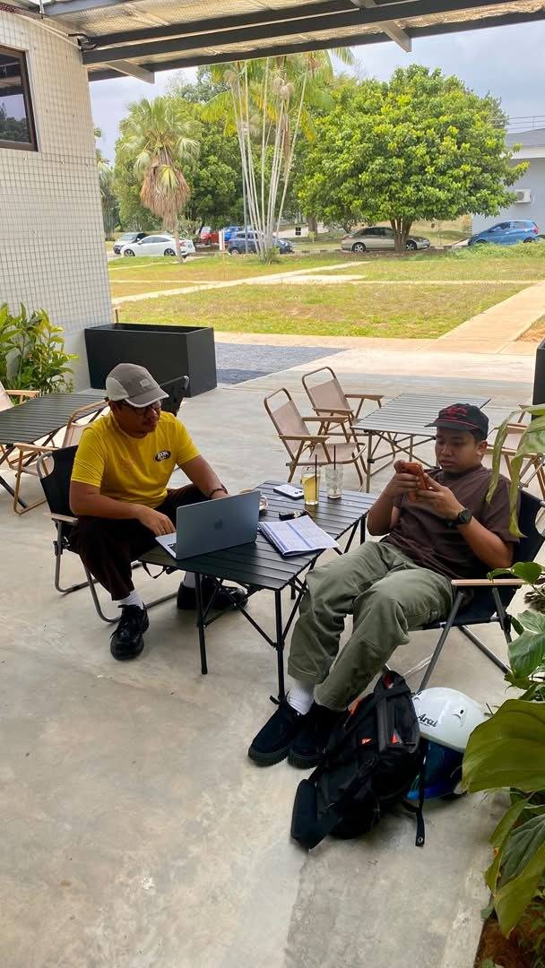 Outdoor office